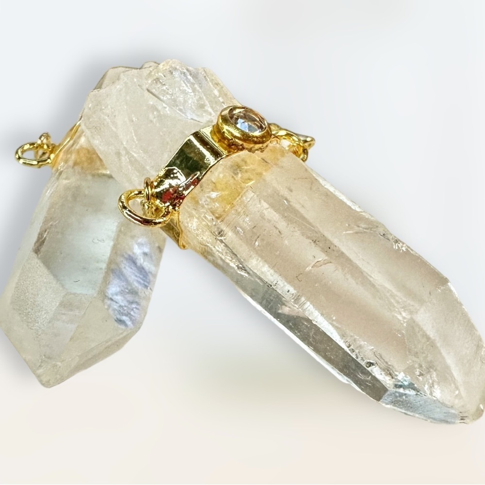 NEW Natural Clear Quartz Column Spear Pendant W/ Swarovski Crystal Accent - Picture 13 of 16